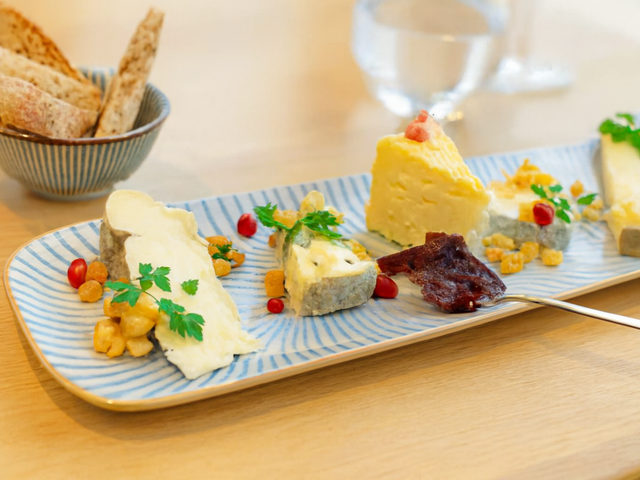 Les Saisons Fromages affinés Matured cheeses